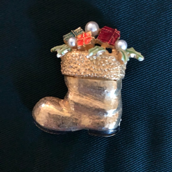Vintage Christmas Stocking Boot Brooch - Picture 1 of 7